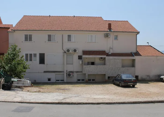 6693d Appartement Makarska